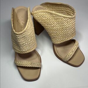 42 GOLD Braided Raffia Block Heel Sandler Natural Straw Mules Size 8.5
